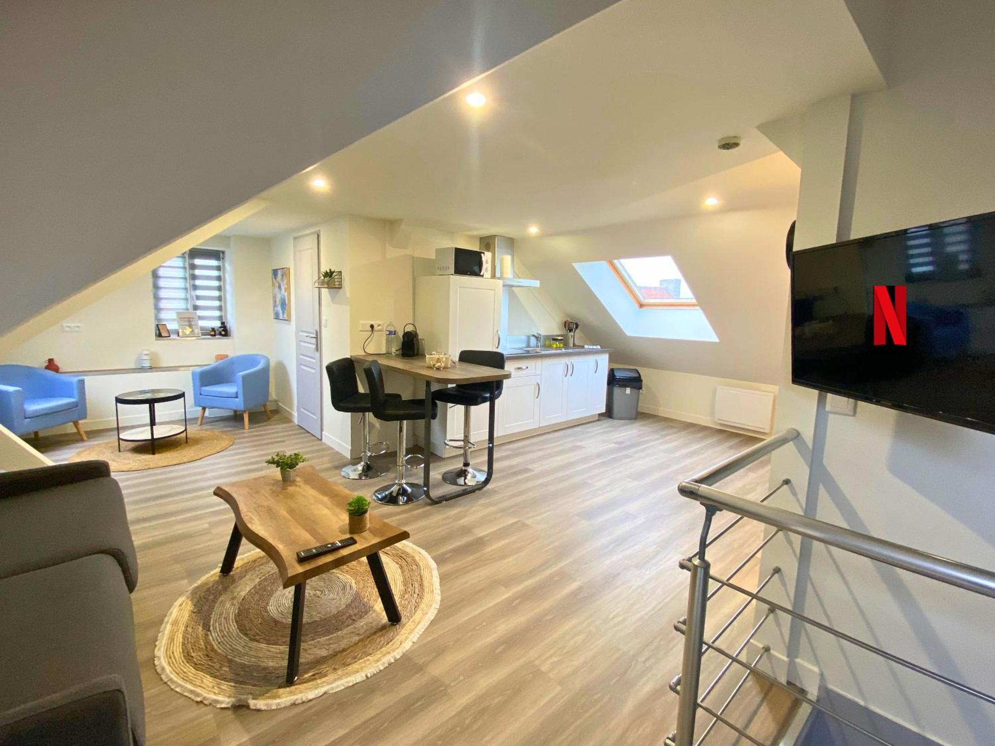 Studio Spacieux Et Elegant Au Coeur De Bourbourg - Gare A Proximite Dış mekan fotoğraf